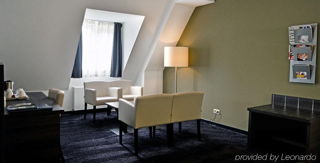 Hotel De Naaldhof 4*